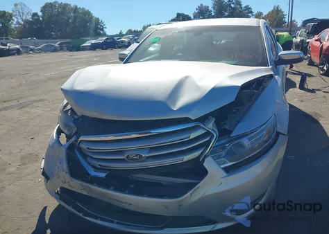 2014 Ford Taurus Limited z USA, uszkodzony, nr VIN 1FAHP2F86EG111065